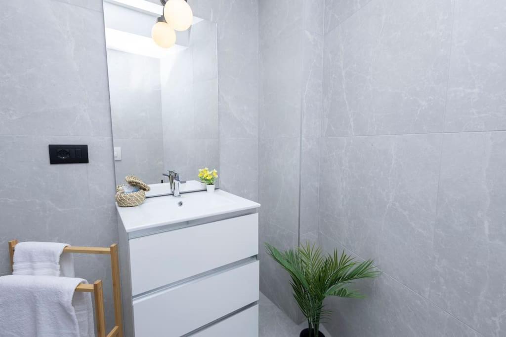 Darsena Charming Apartment By 101Flats มิลาน ภายนอก รูปภาพ