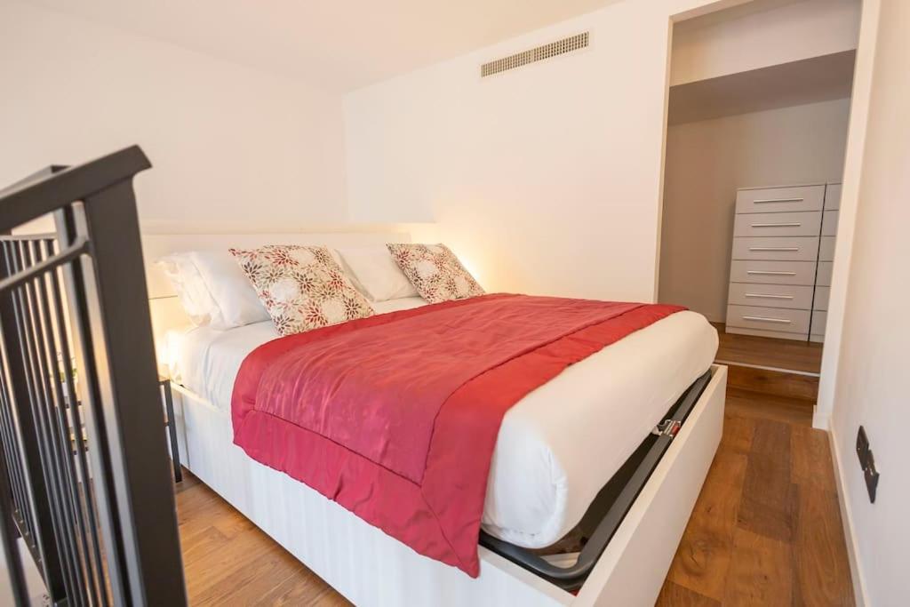 Darsena Charming Apartment By 101Flats มิลาน ภายนอก รูปภาพ