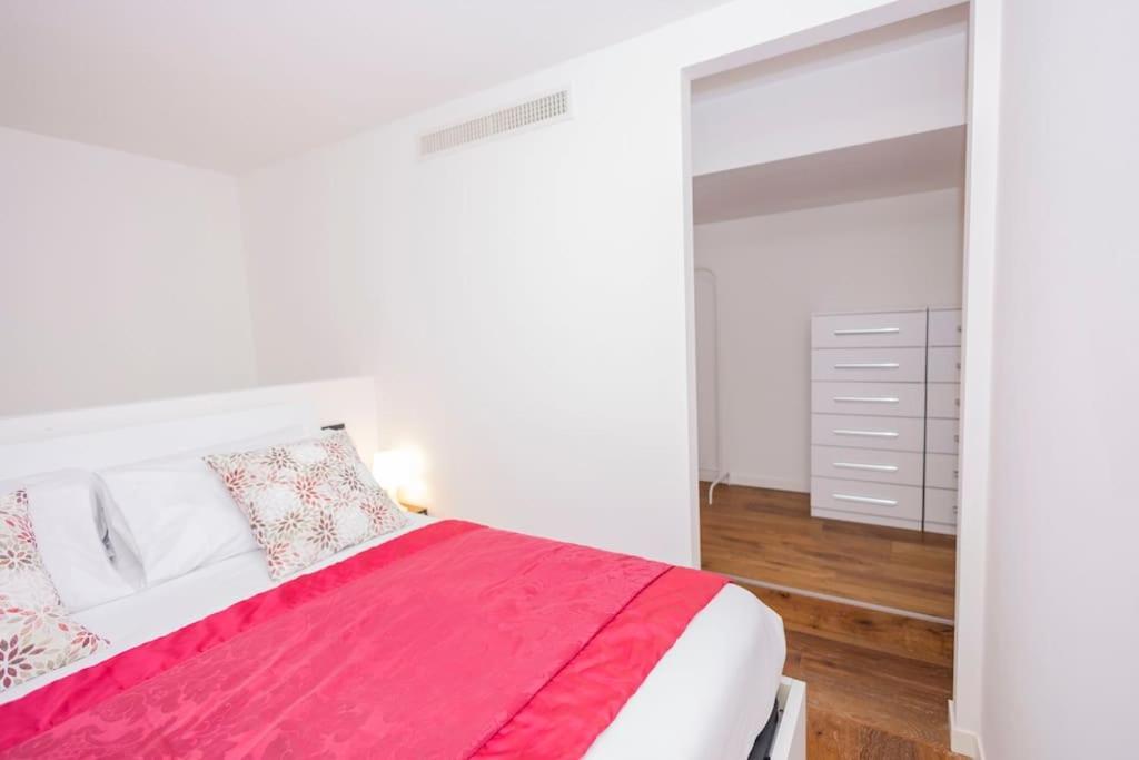 Darsena Charming Apartment By 101Flats มิลาน ภายนอก รูปภาพ